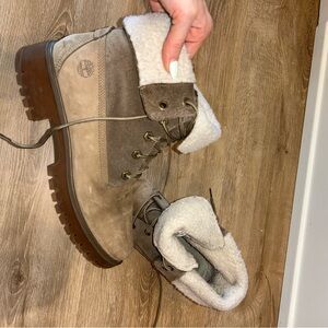 Timberland Women's Taupe Suede Shearling-Lined Lace-Up Winter Boots